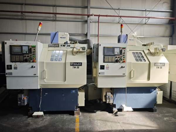 同款两台，日本富士TN-36T数控车床，发那科系统，8寸.