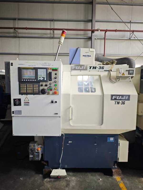 同款两台，日本富士TN-36T数控车床，发那科系统，8寸.
