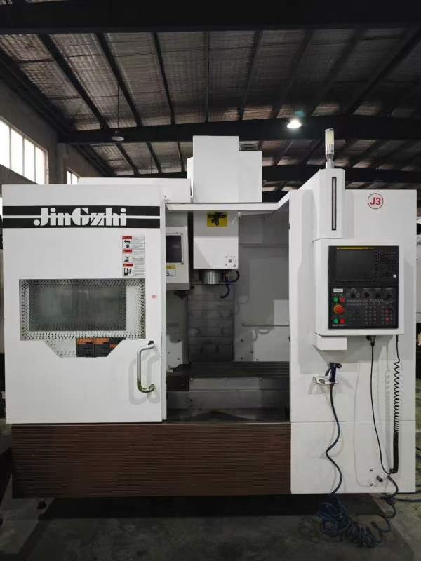 精志重型855加工中心，发那科MF PIUS系统，BT40主轴10.