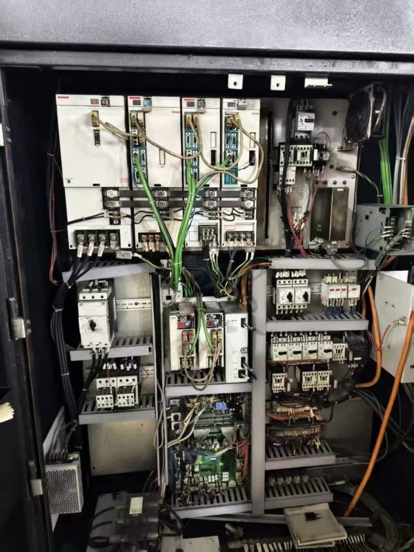 马扎克VCN510C  X行程1050  Y行程510  Z行程510   主.