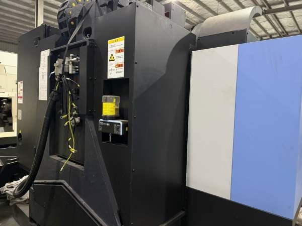 刚买两台全新安装未用斗山5705加工中心，需要的联系