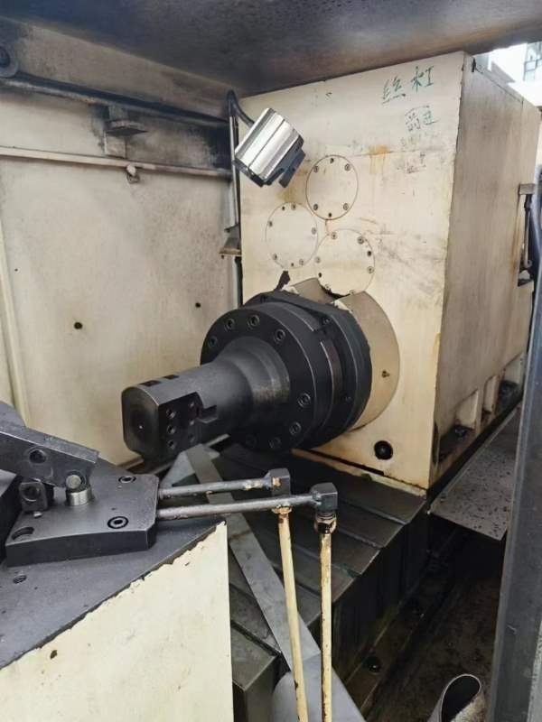 处理一台双面镗床专机，直径550长度行程400，自重10吨.