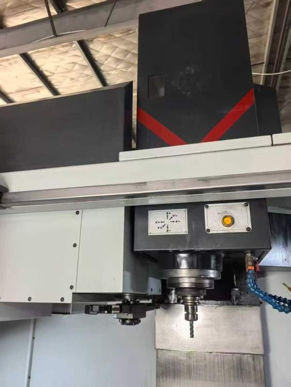 海天1000L加工中心三线，三菱M80A包系统带螺排，重型.