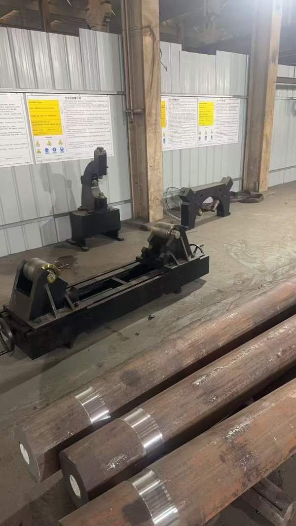 几乎全新，2024年10月沈阳一机重型卧车CW6118010米，.