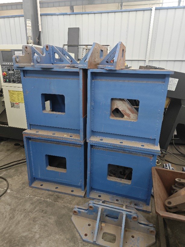 数控三坐标动力头