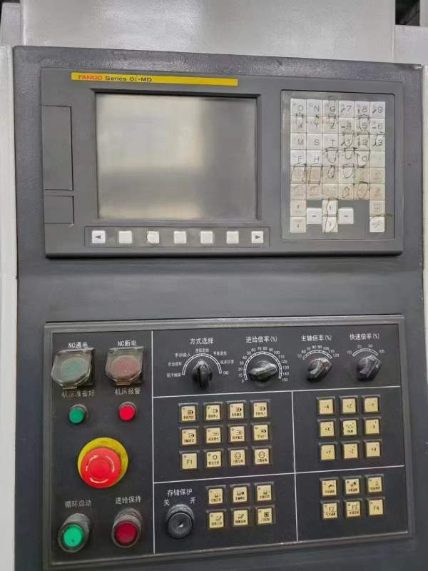 苏州纽威1806H加工中心三线轨工作台尺寸:1800800mm三.