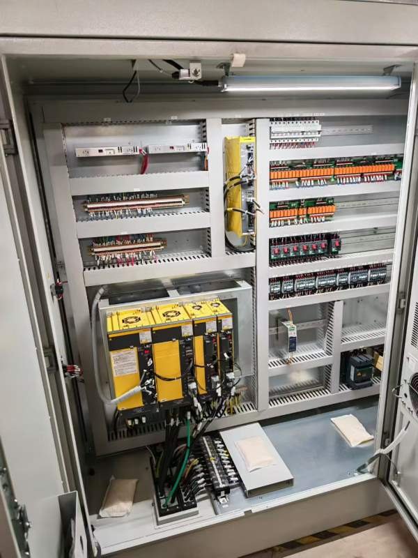 浙江工厂海天6032龙门已到工期 后一周低价处理  带刀.