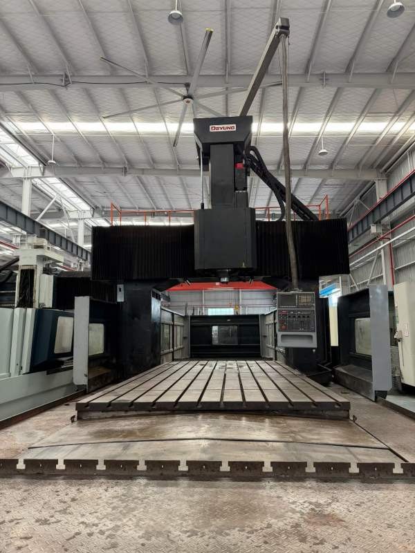 重型德扬5032数控龙门加工中心发那科MF系统BT50刀柄齿.