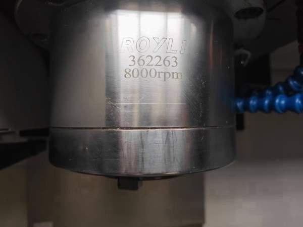 海天850加工中心，只用900小时，2021年产，带排削机，.