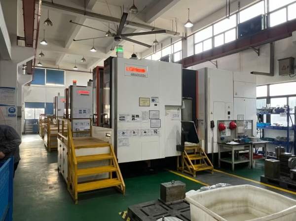 同款3台准新马扎克6000L双台卧式加工中心，工作台630/.