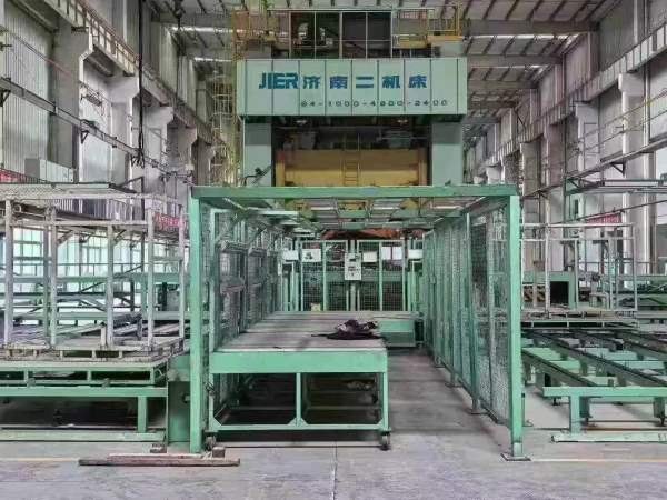 济南产闭式四点多连杆全新机安装未用5250吨。2250吨-1.