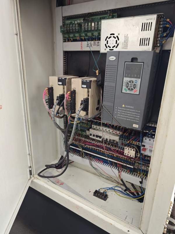 批发:2016年广东英联达460数控车床，电动刀塔，6寸卡.