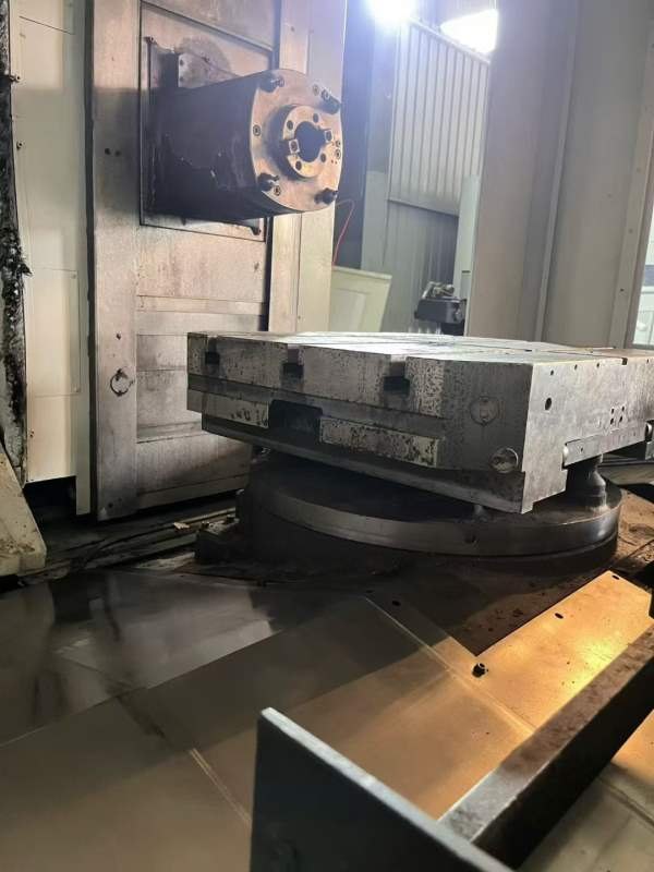 海天63H卧式加工中心APC双交换工位工作台尺寸630700B.