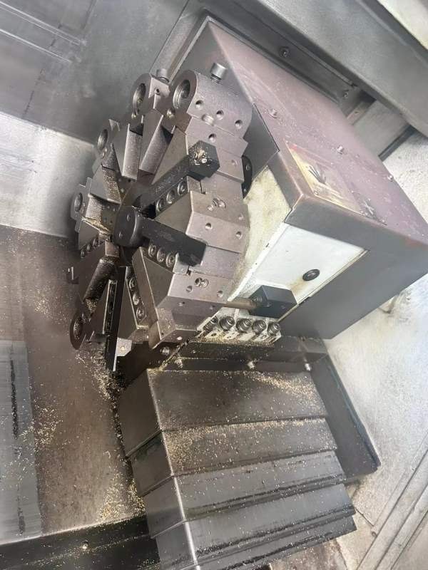 使用2000多小时友佳260数控车床、发那科TD系统、6寸卡.