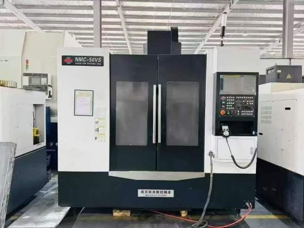 特价几万块准新南京新浙850加工中心.发那科MFplus系统.