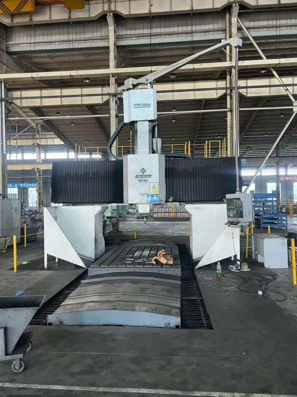 同款两台宁波海天HTM-28数控龙门，工作台2000/300mm，.