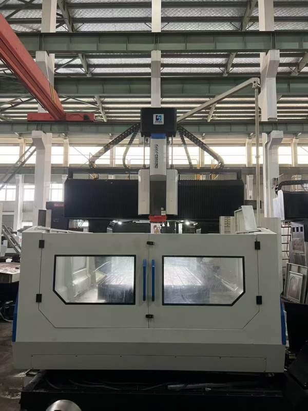 南通国盛4028龙门加工中心，工作台2000/4000mm，门宽2.