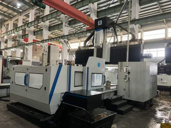 南通国盛4028龙门加工中心，工作台2000/4000mm，门宽2.