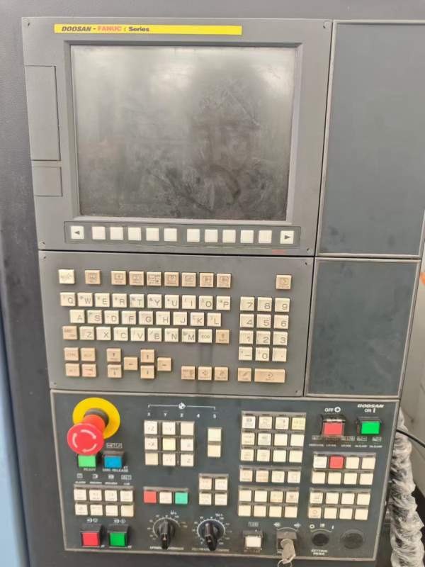 刚到货同款俩台精品斗山DNM415，三轴线轨，三轴行程76.