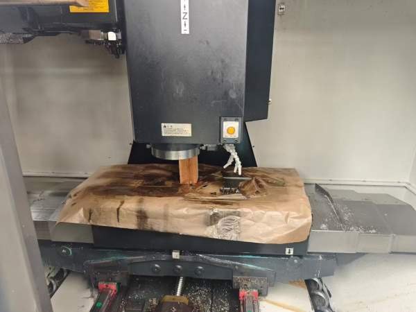 刚到货同款俩台精品斗山DNM415，三轴线轨，三轴行程76.