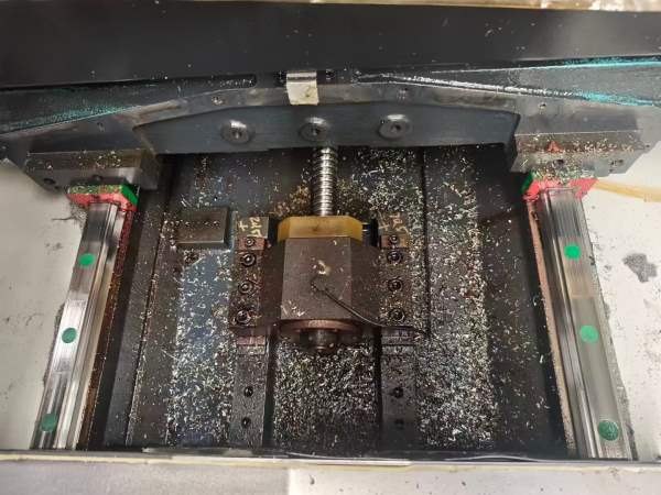 刚到货同款俩台精品斗山DNM415，三轴线轨，三轴行程76.