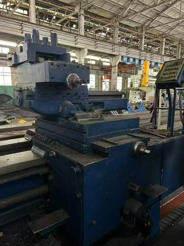 俄罗斯科罗姆纳重型卧车，加工直径2米，加工长度10米.