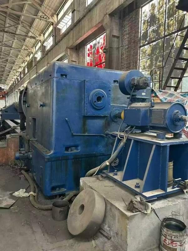 俄罗斯科罗姆纳重型卧车，加工直径2米，加工长度10米.