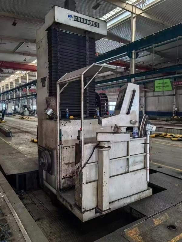 中捷6813数控双面镗床  ，工作台1.410米  ， 宽加工到.