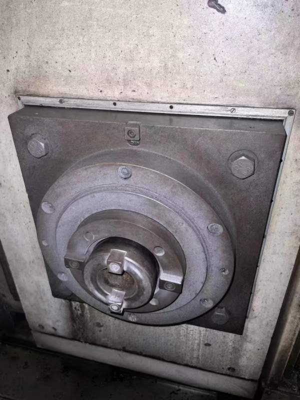 中捷6813数控双面镗床  ，工作台1.410米  ， 宽加工到.