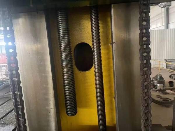 出售3/6米龙门鉋銑磨、安装少用。