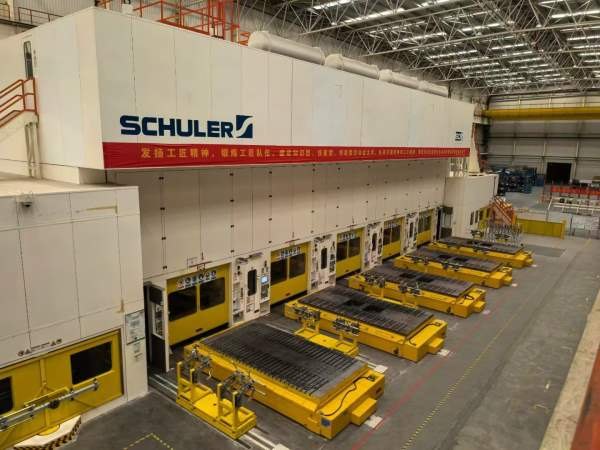 降价出售：德国舒勒高速四点锻压线7300吨。2500吨/120.