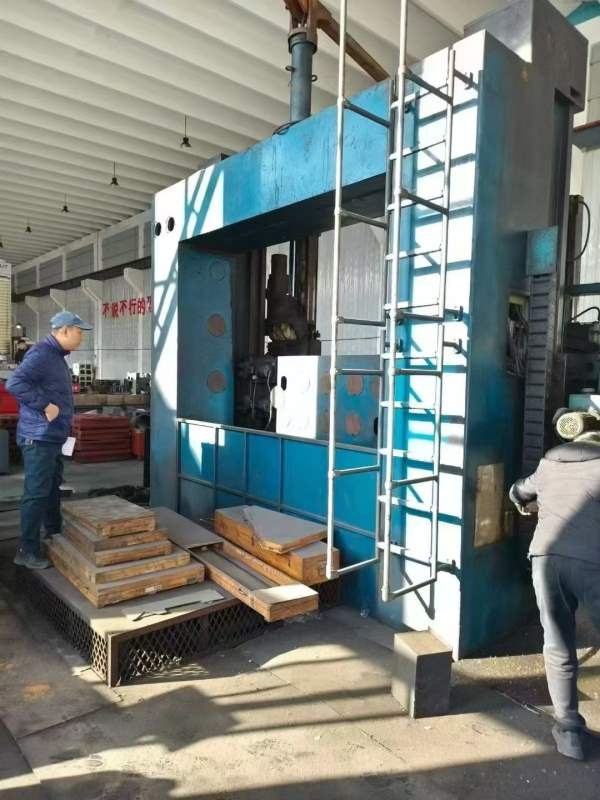 齐齐哈尔3.15DVT立车天津工厂在位出售，品质好，喜欢.