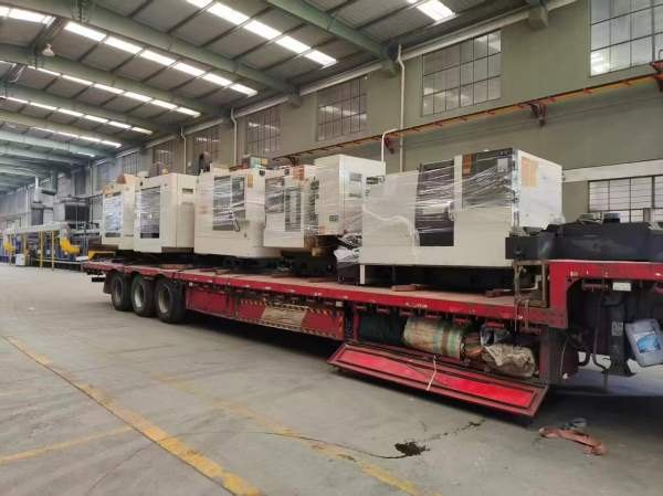 刚刚买下一批友佳立加、全部只使用3000小时左右、800A.