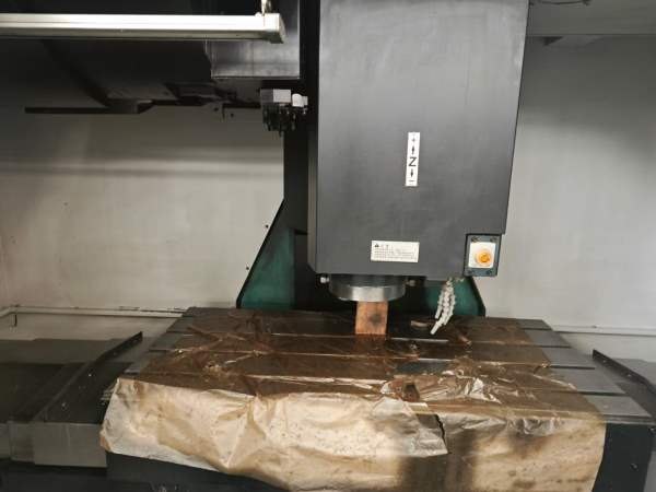 出售两台斗山515加工中心，行程1020/510/625，发那科.