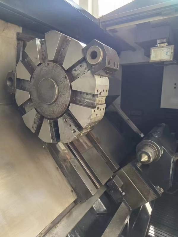 韩国斗山PUMA405数控车床，15 寸液压卡盘，车削长度10.