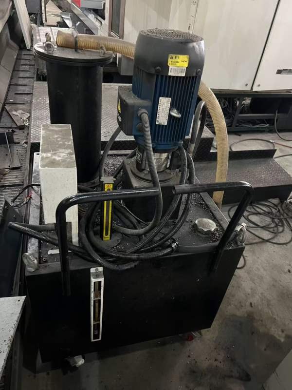 刚刚到货南通国盛4028龙门加工中心，工作台2000/4000m.