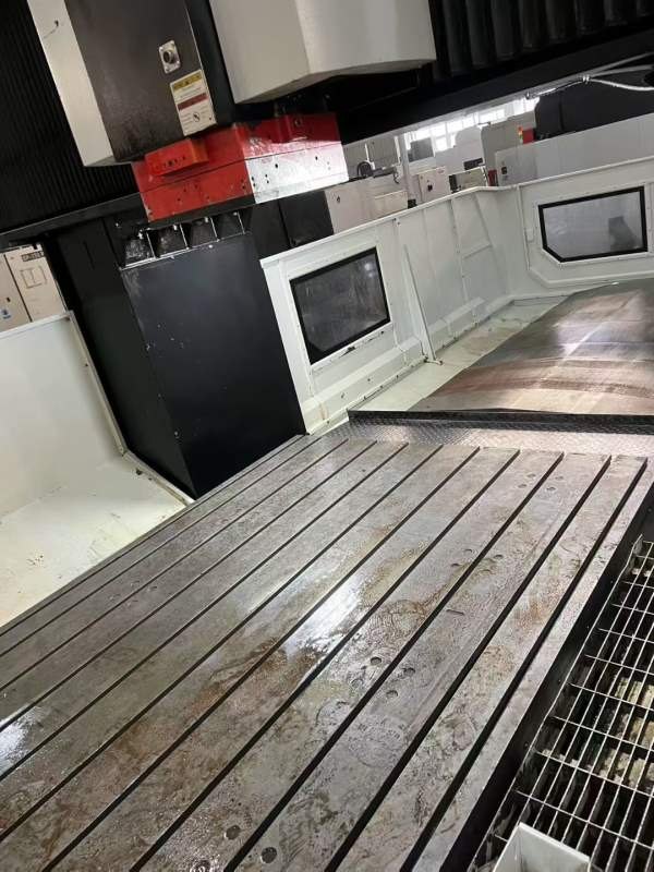 刚刚到货南通国盛4028龙门加工中心，工作台2000/4000m.