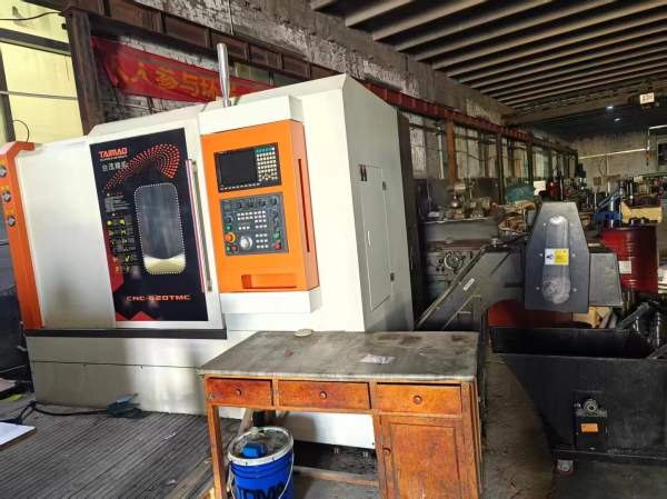 拿下一台2023年11月广东台茂520TMC数控车铣复合车床、.