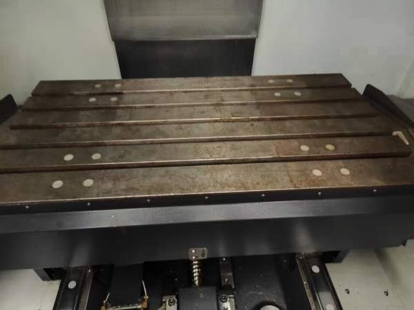 准新海天850一台，仅用900小时，2021年产，带排削机，.