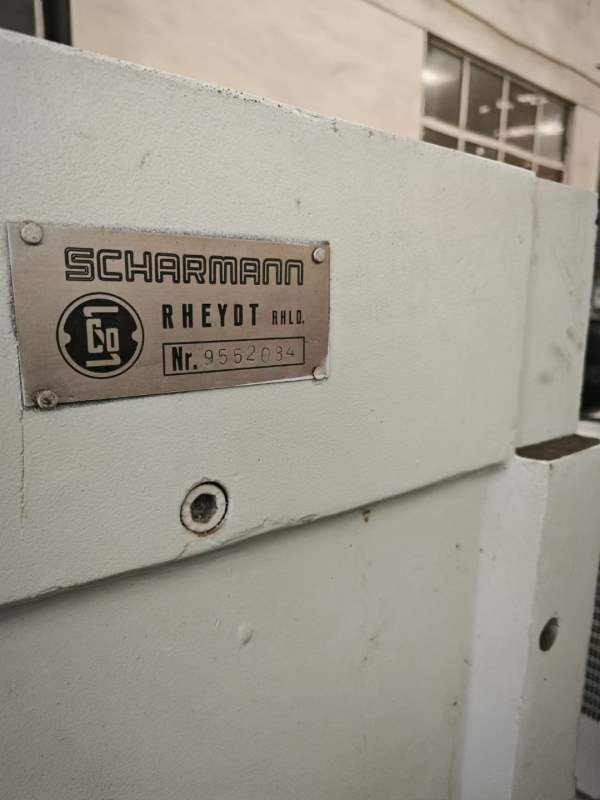 出售一台沙尔曼镗床，原装进口，镗杆直径80，带数显