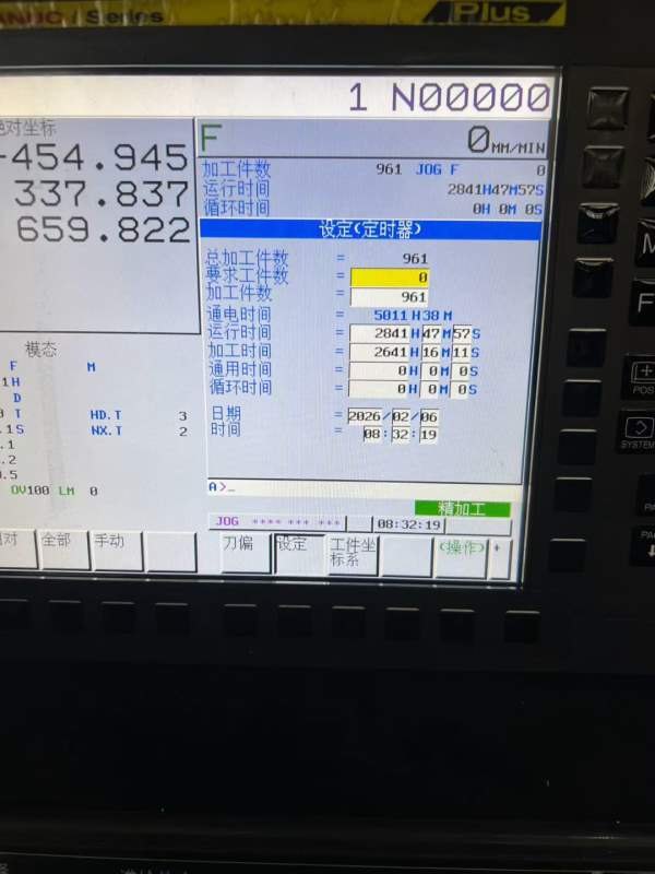 刚刚到货纽威2518龙门加工中心 工作台2600/1500mm，门.