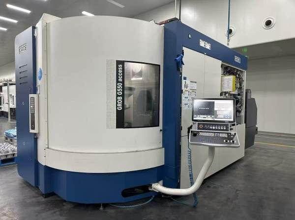 同款四台，格劳勃GA550卧式五轴加工中心。机器准新机.
