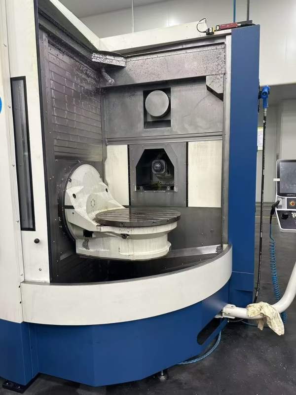 同款四台，格劳勃GA550卧式五轴加工中心。机器准新机.