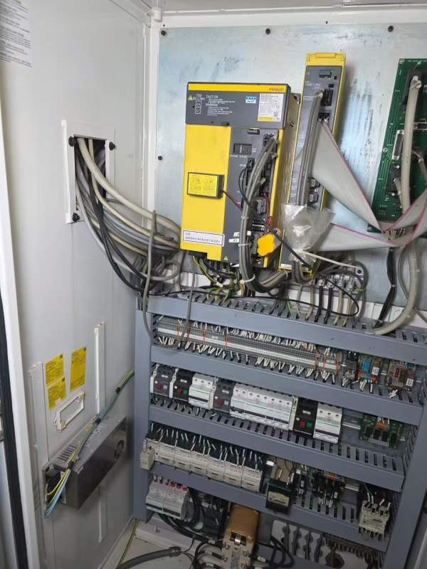 ACE数控车床，J400，8寸卡盘，硬轨机。