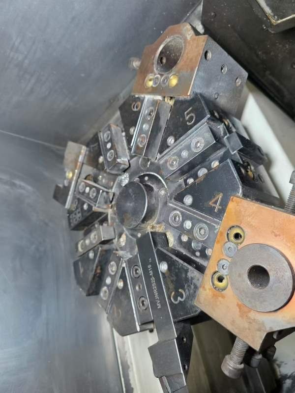 ACE数控车床，J400，8寸卡盘，硬轨机。