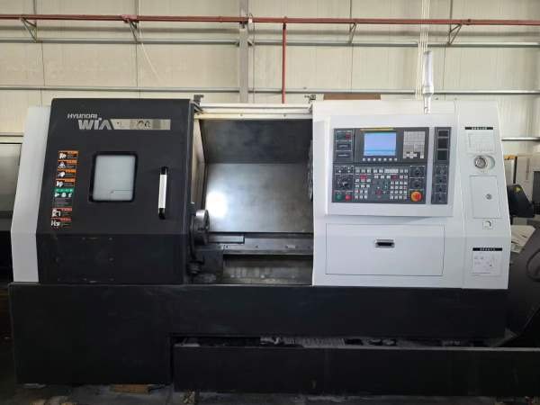 威亚L280数控车床，12寸卡盘，硬轨，加工长度1米。