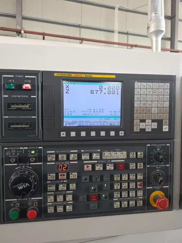 威亚L280数控车床，12寸卡盘，硬轨，加工长度1米。