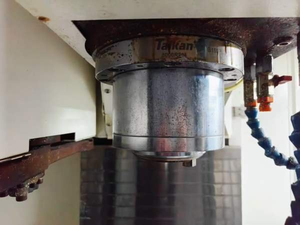 新到一台2023年台群T-V856S加工中心，发那科OI-MFPlus.