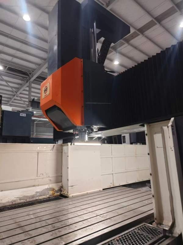 刚刚买下一台银鹏3020数控龙门铣发那科MF Plus系统3包.