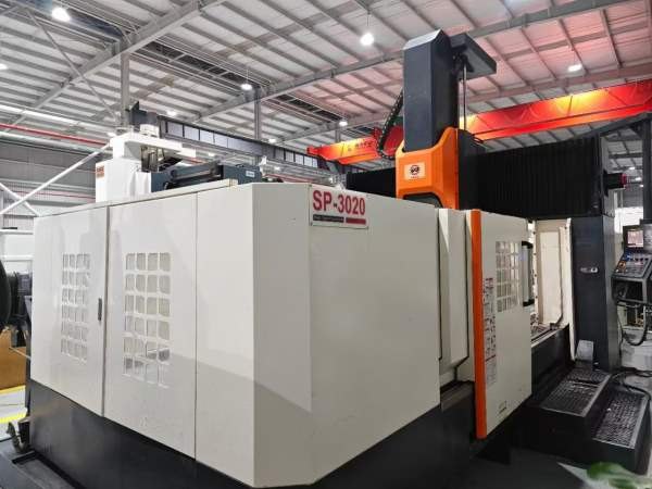 刚刚买下一台银鹏3020数控龙门铣发那科MF Plus系统3包.